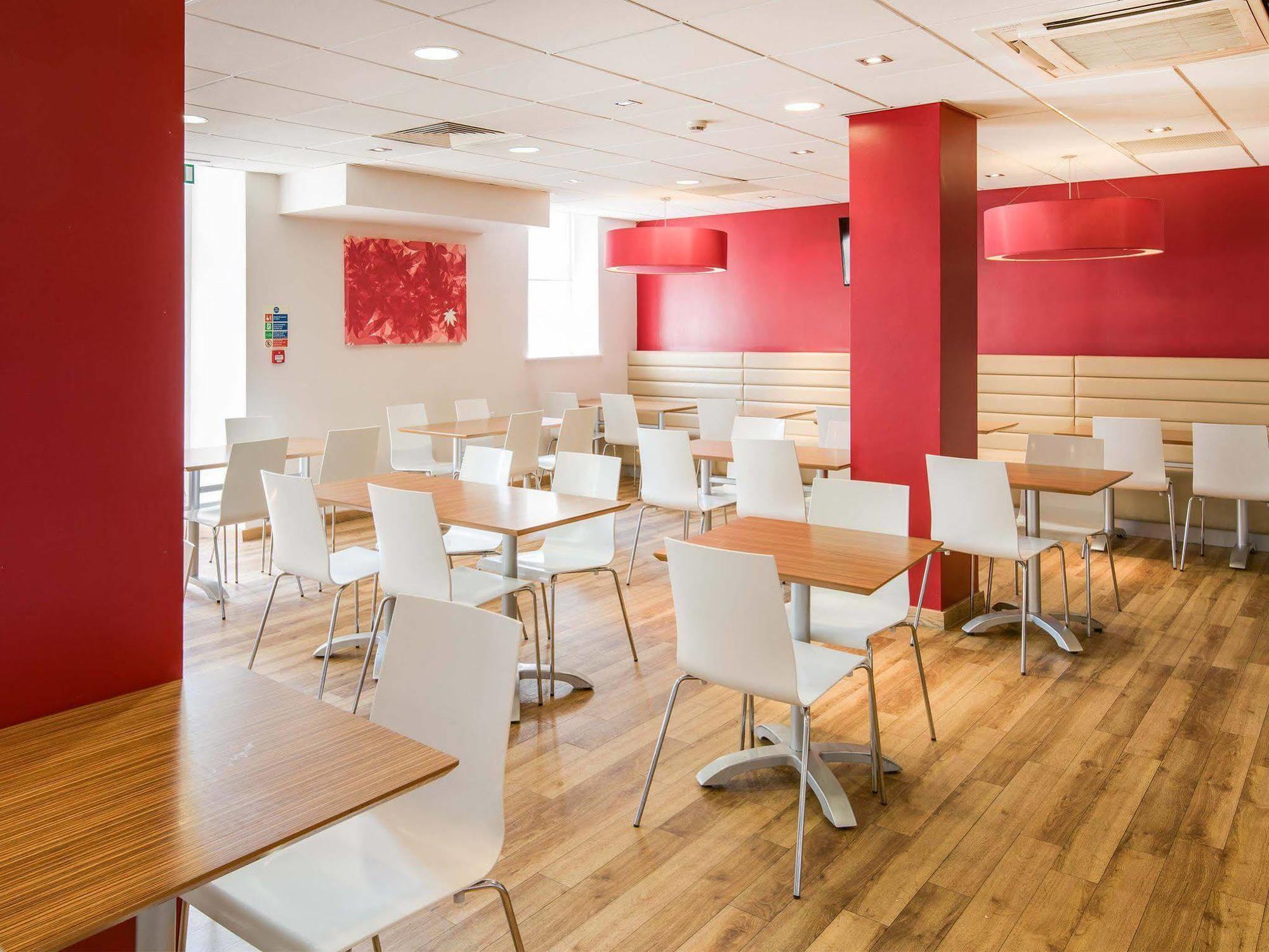 Travelodge Cameron Toll Hotel Edinburgh Bagian luar foto